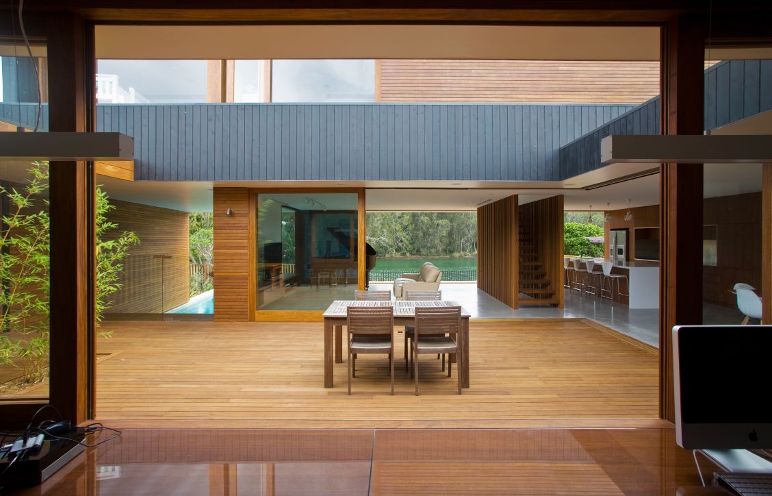 Wimbledon Ave PQ 087